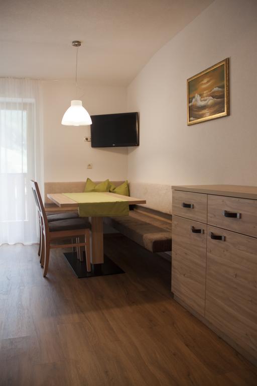 Garni Appartement Alpenresidence Cadipietra Bilik gambar