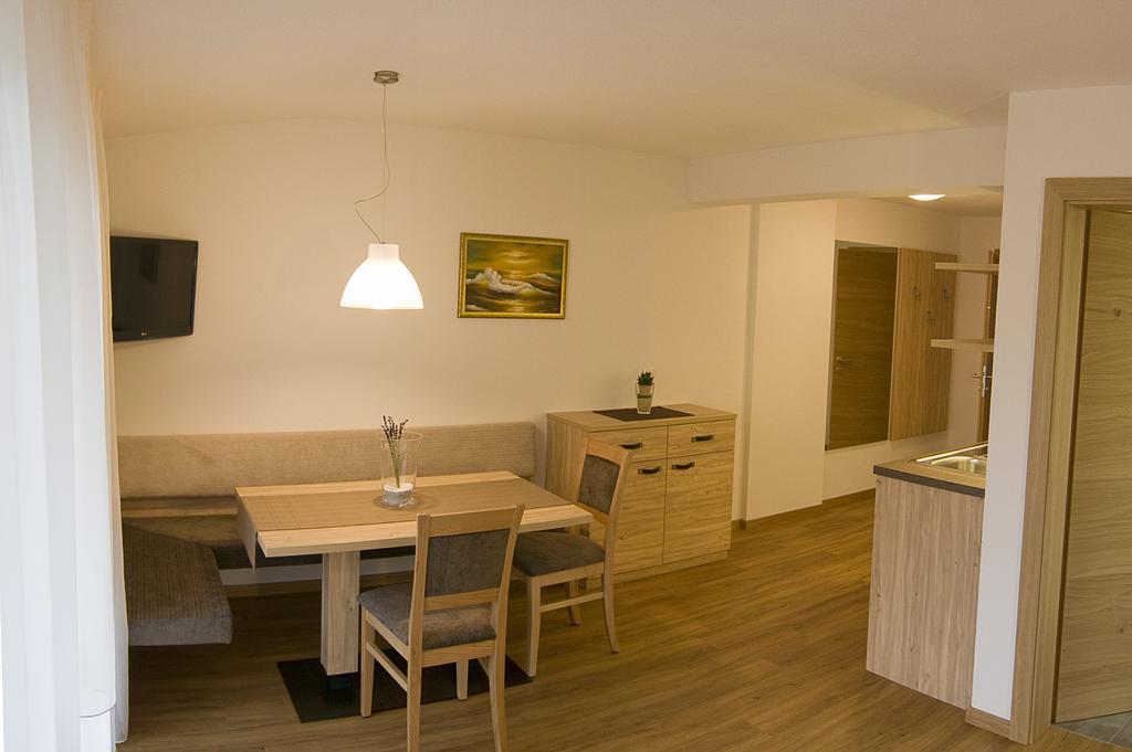Garni Appartement Alpenresidence Cadipietra Bilik gambar