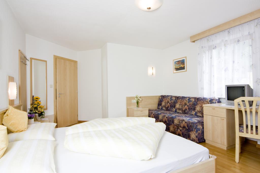 Garni Appartement Alpenresidence Cadipietra Bilik gambar