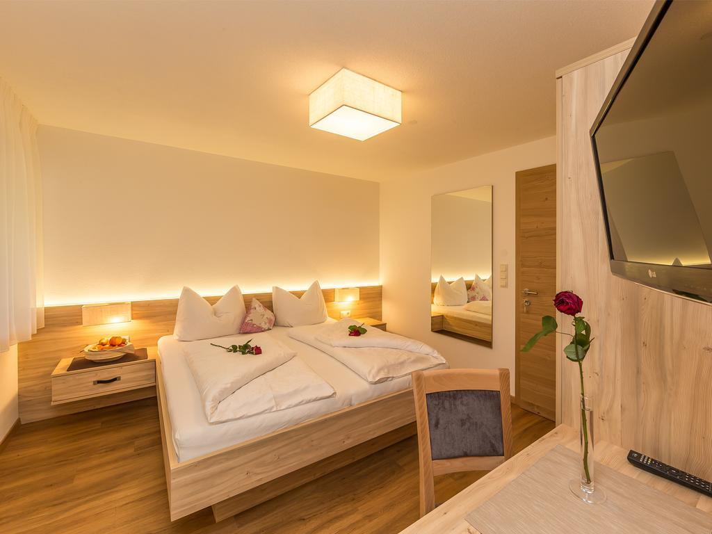 Garni Appartement Alpenresidence Cadipietra Luaran gambar